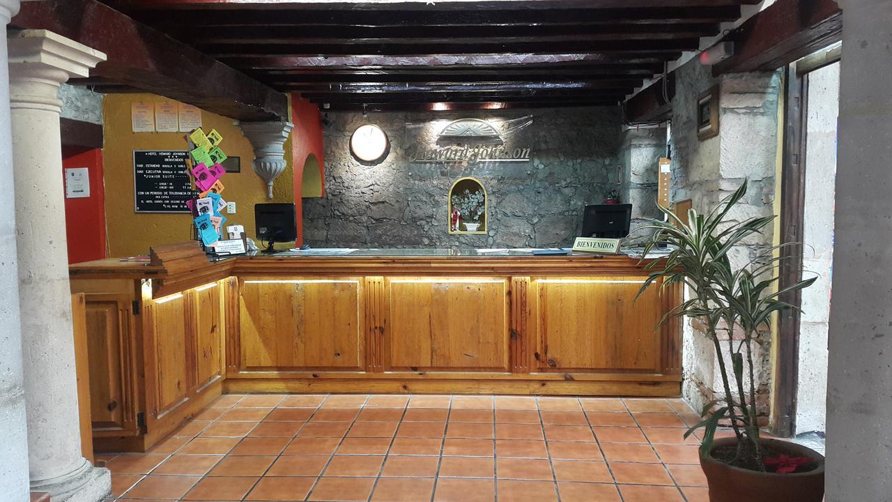卡勒里拉莫雷利亚豪生国际酒店 外观 照片